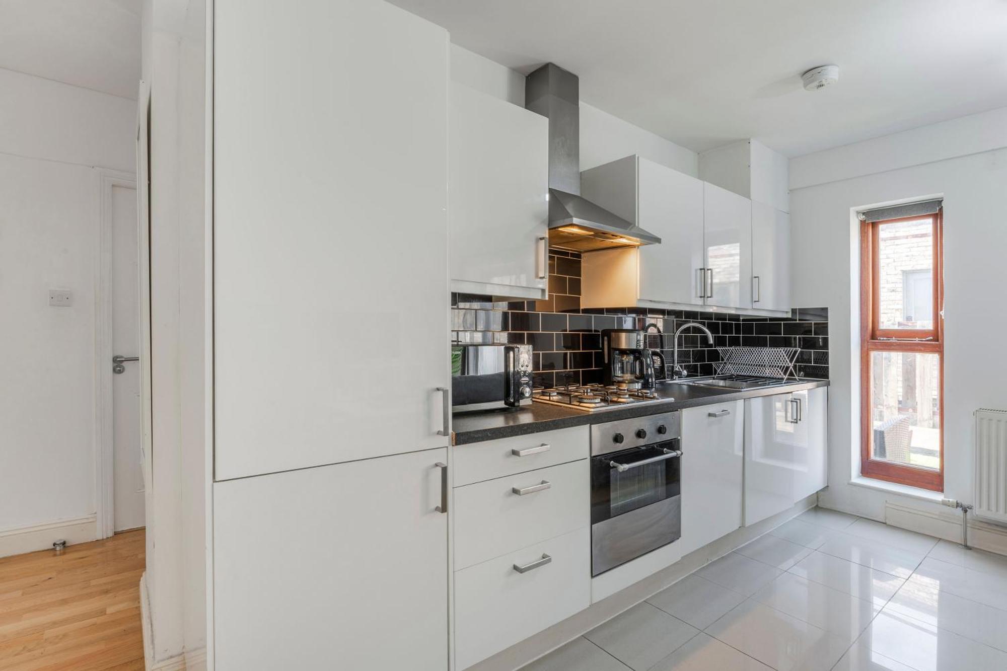 London Waterloo Apartment With Large Private Terrace - View Of The London Eye - 1 Bedroom 1 Bath 외부 사진